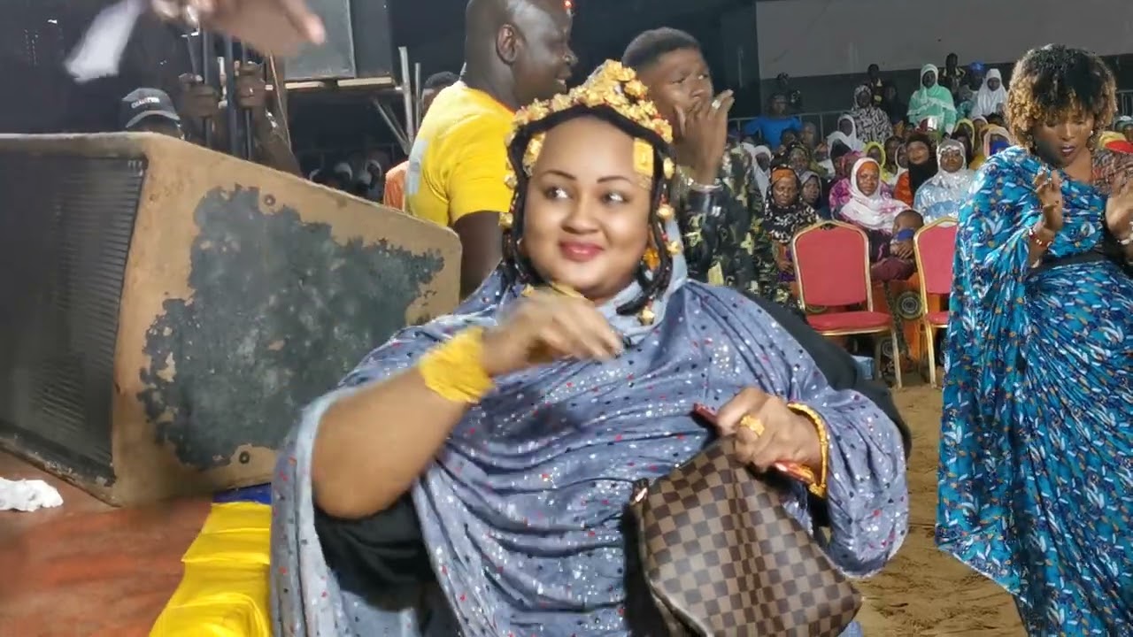 AWA Tamba. avec Massake koura De Badia depuis à Abidjan. toujours De Badia. De Badia
