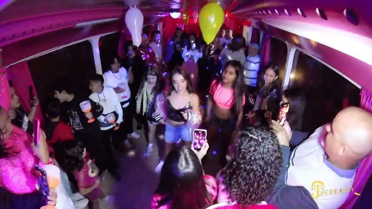 DIA DE DJ NO ONIBUS BALADA