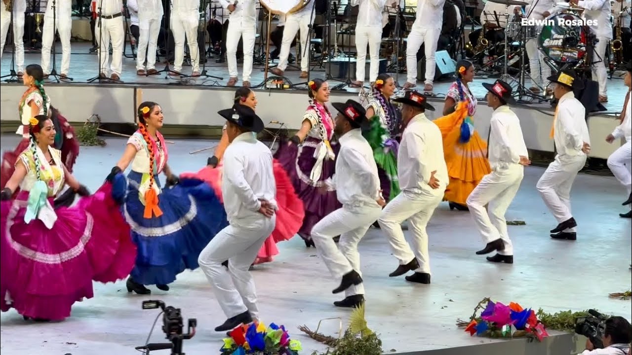 Sola de Vega en la Guelaguetza 2025