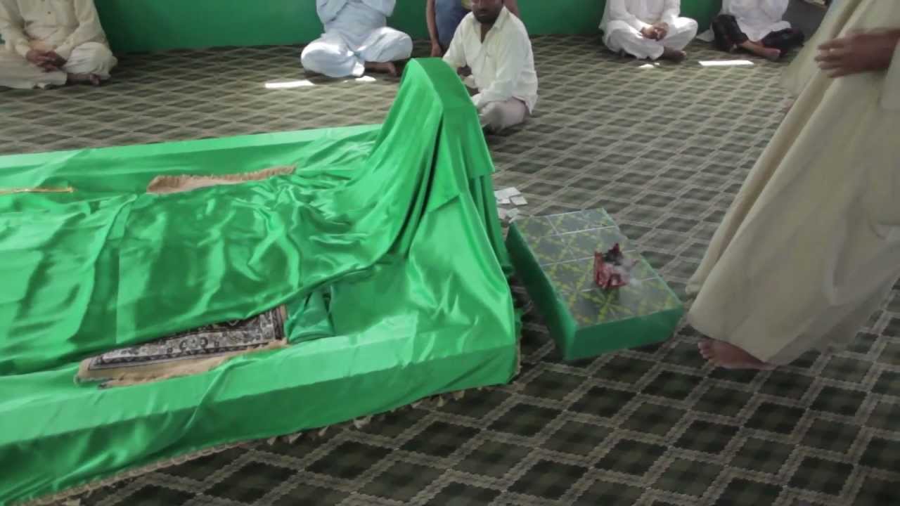 Discover the Tomb of Job the Prophet (Salalah)