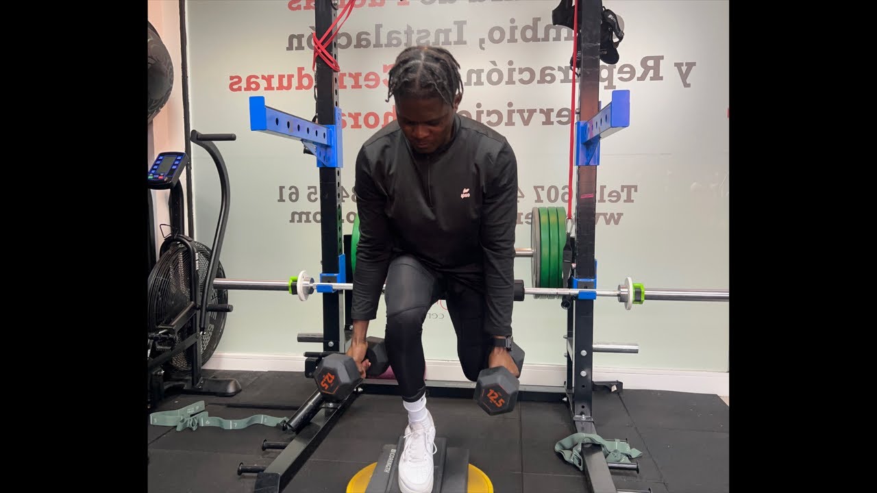FAZZY GYM LEG DAY W BIT OF HIP MOBILITY