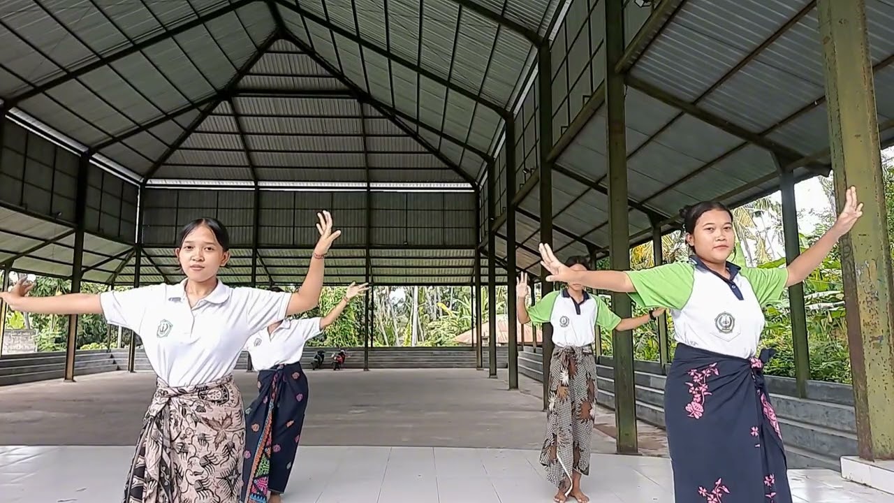 Tari Pusnanjali (XI Ph 7) Tugas Agama