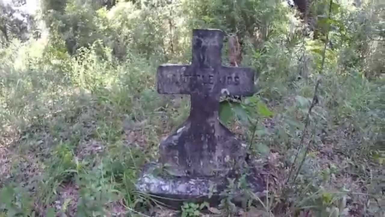 Oriole Cemetery in Withlacoochee State Forest