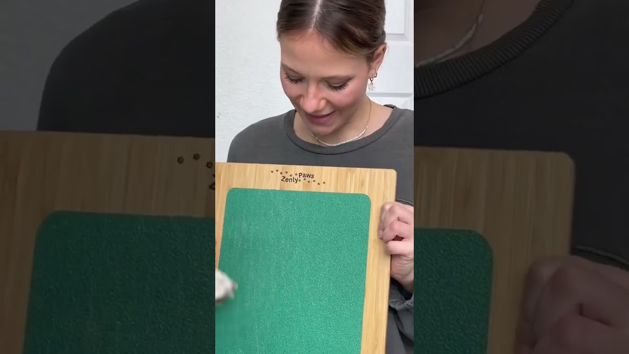 Zenly Paws Dog Scratch Board from Amazon #dognailfileboard #dogscratchboard #doglover #dogs #dogmom