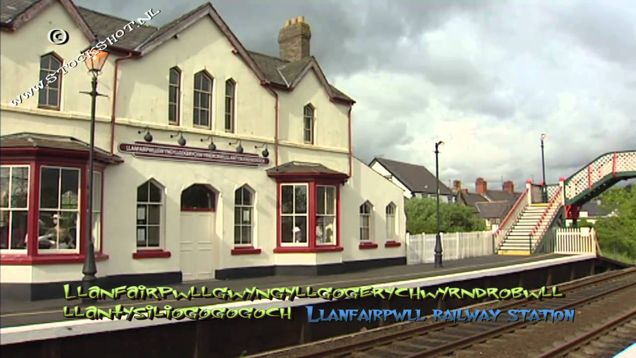 ランヴァイルプル駅 - Llanfairpwll railway station