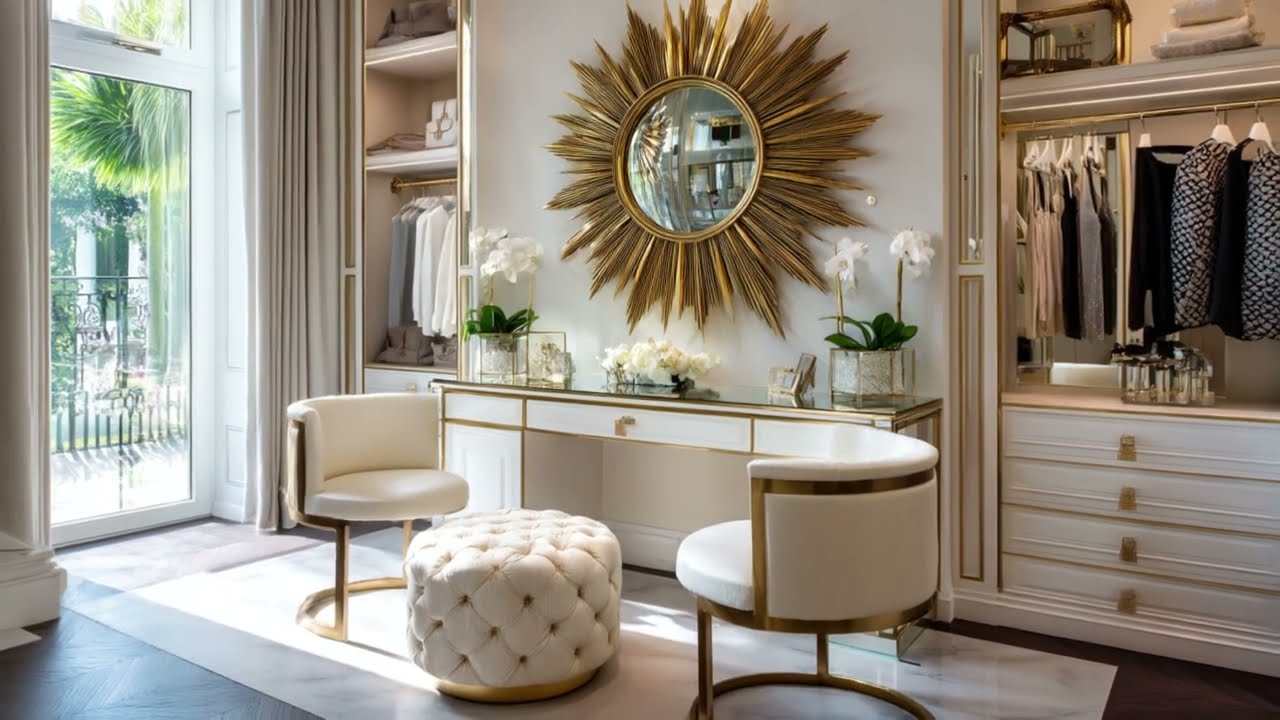 Glamorous Wall Mirrors: Luxury Statement Pieces for Elite Homes