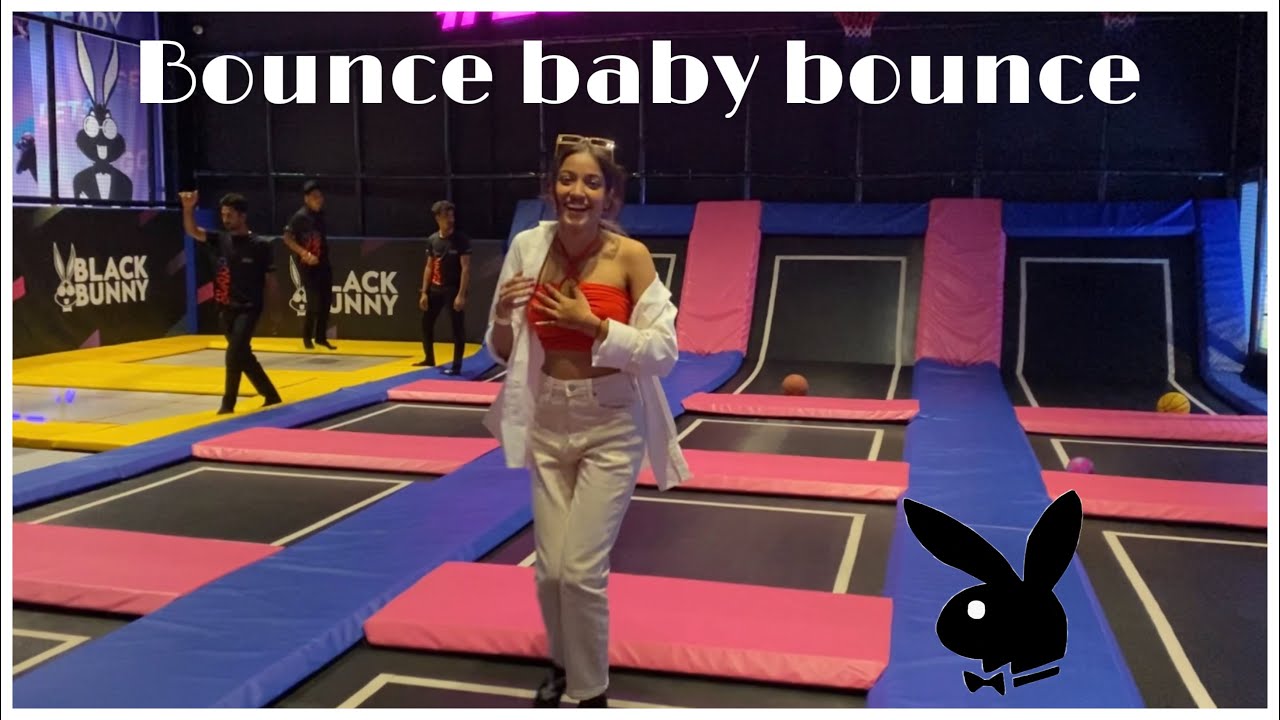 Kis darapok ke sath chali gayi 🧐🤦🏻‍♀️|| Black Bunny Trampoline Park🐰 ||Shalini Saraf