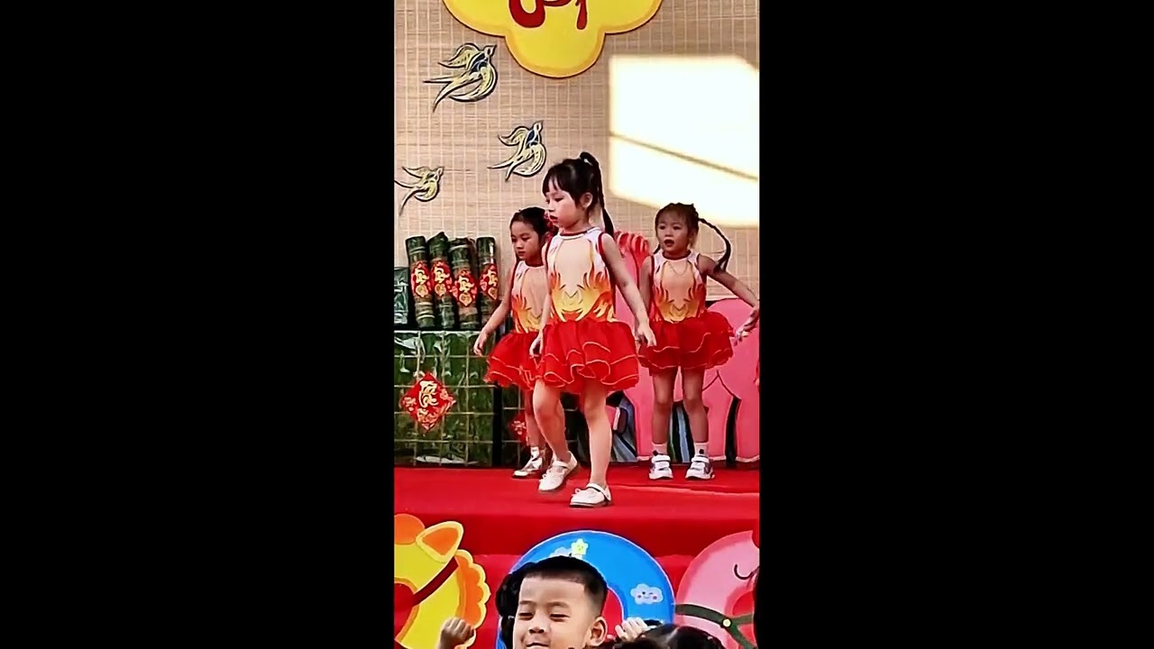 Cherry Thiên Thanh - (Focus cam) - Nhà mình rất vui - Văn nghệ mừng Xuân Bính Ngọ 2026 - NH2526