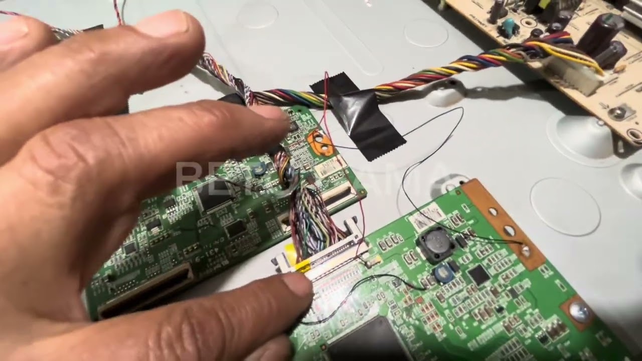Adaptando Display a pantalla Sony 32 pulgadas
