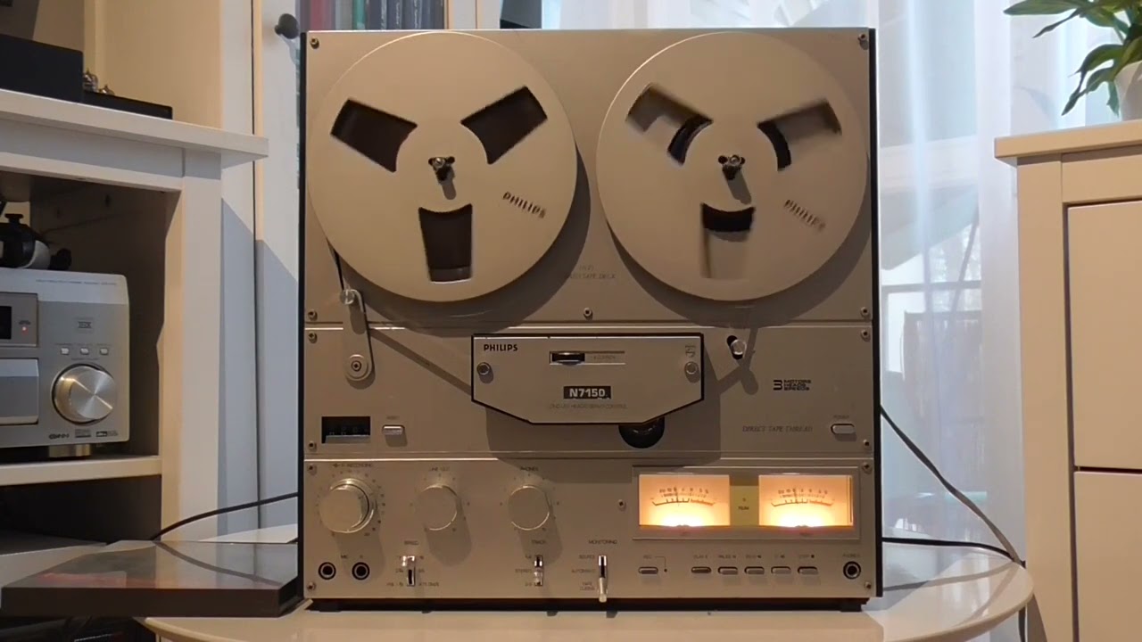 Philips N1750 - made in 1982 -  reel to reel tape recorder