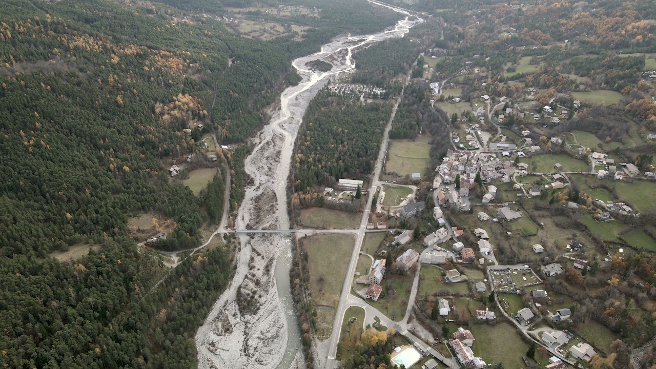 Beauvezer et Colmar les Alpes vus en drone
