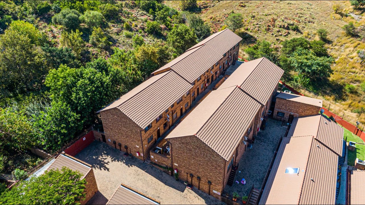 10x  3 Bedroom Units for sale in South Crest, Alberton