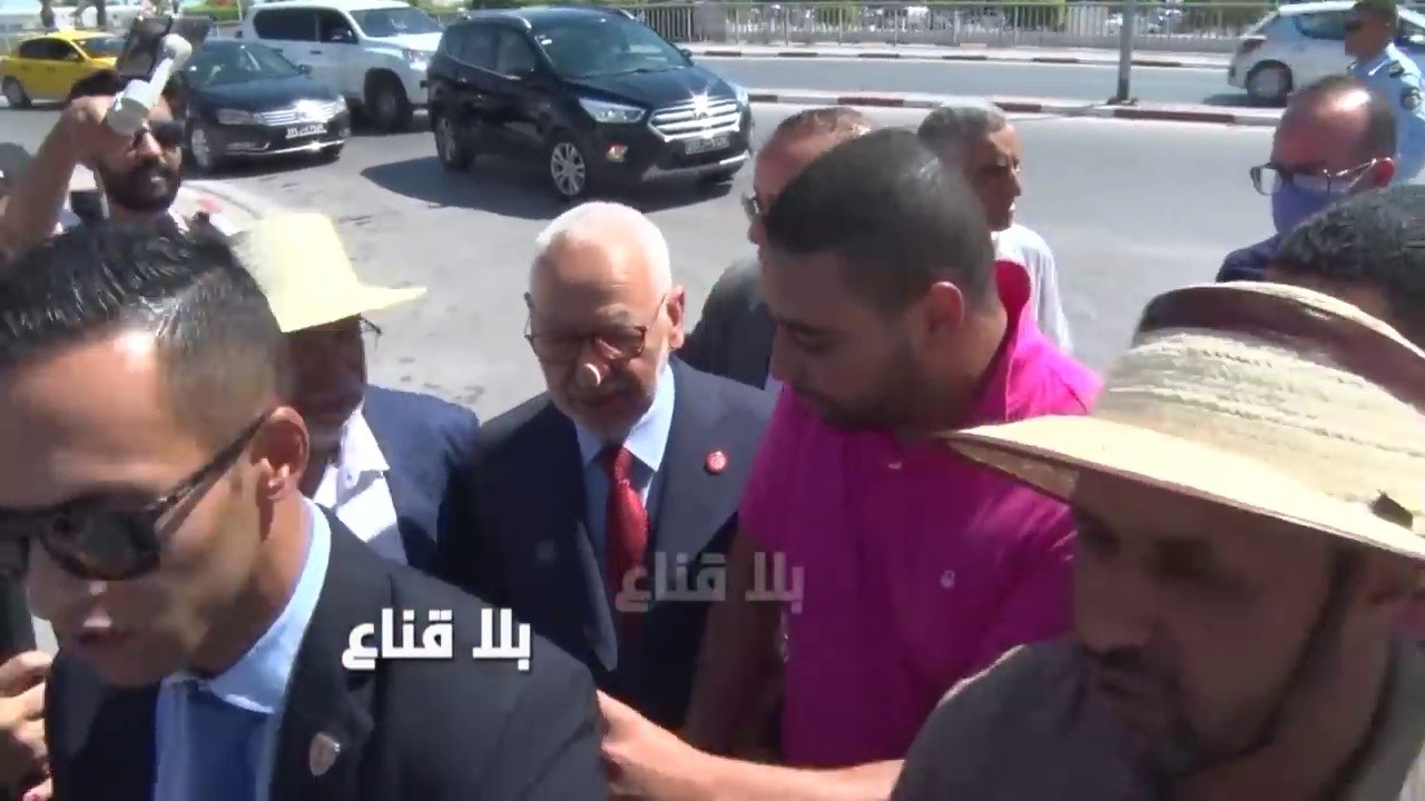 اخفاء حجج وبراهين واطلاق سراح ارهاابيين فترة حكم النهضة وماخفي كان أعظم في قضية اغتيال الشهيدين؟!!