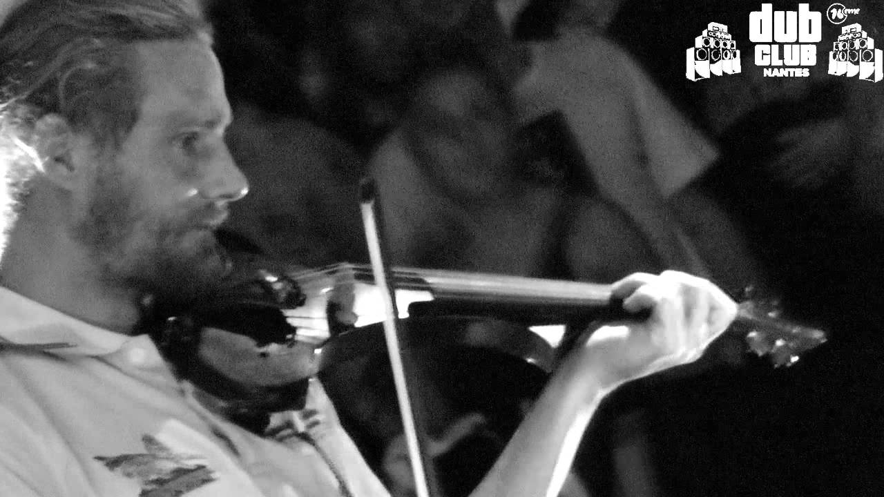 NANTES DUB CLUB #16 - ABA SHANTI-I feat. RAS DIVARIUS (Live) ▶ 