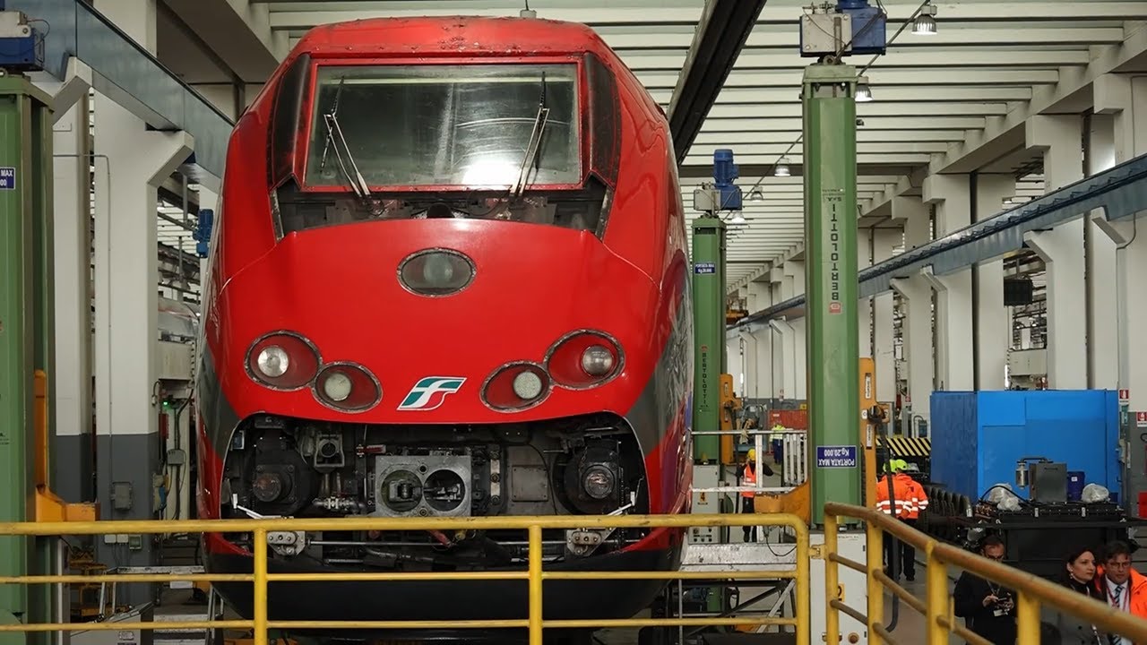 L'impianto di manutenzione Frecciarossa di Napoli