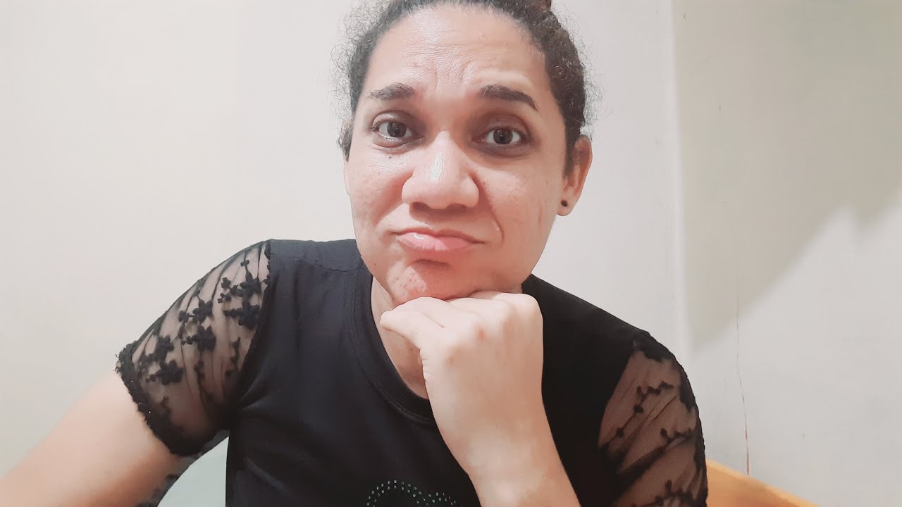 ESTOU SEM EMPREGO MORANDO SOZINHA
