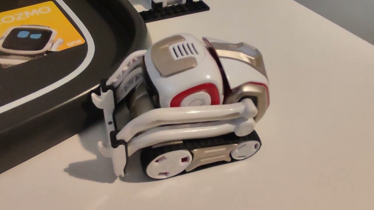 Anki Cozmo robot uruchomienie.