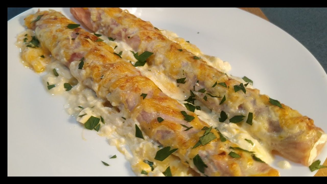 Puerros gratinados con salsa de yogur / Receta fácil / 5 min lista