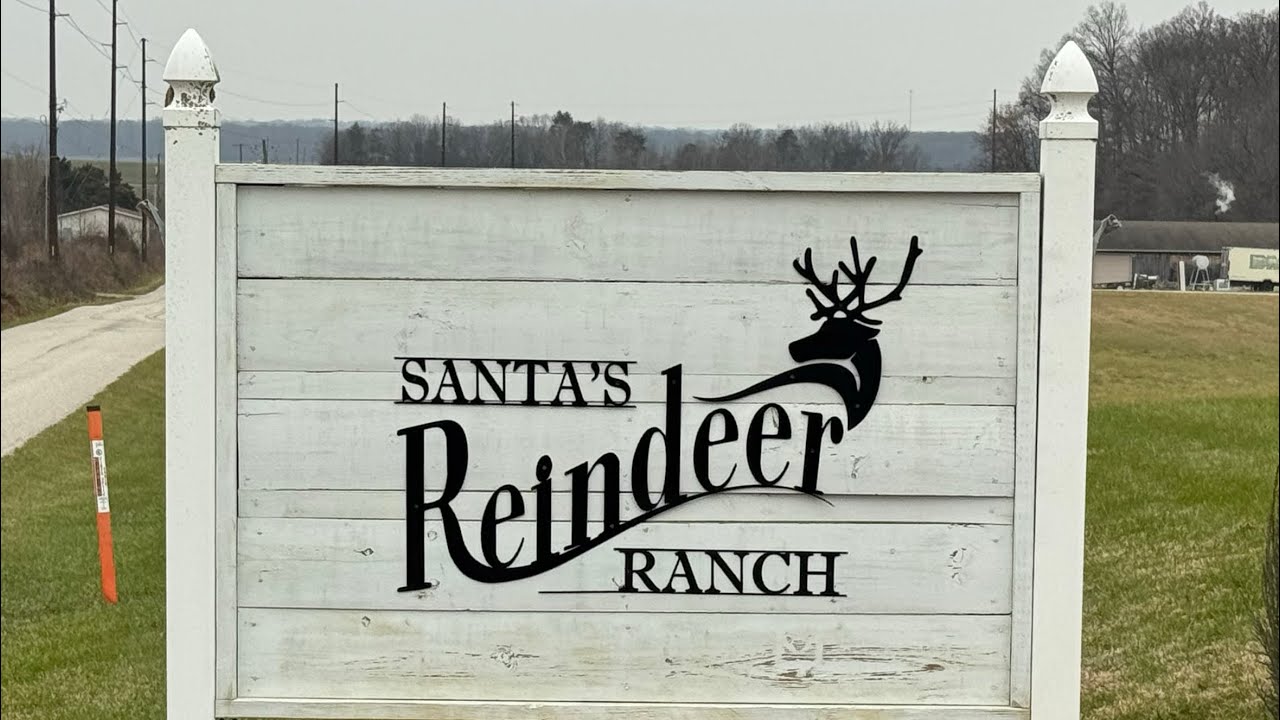 SANTA’S REINDEER RANCH 