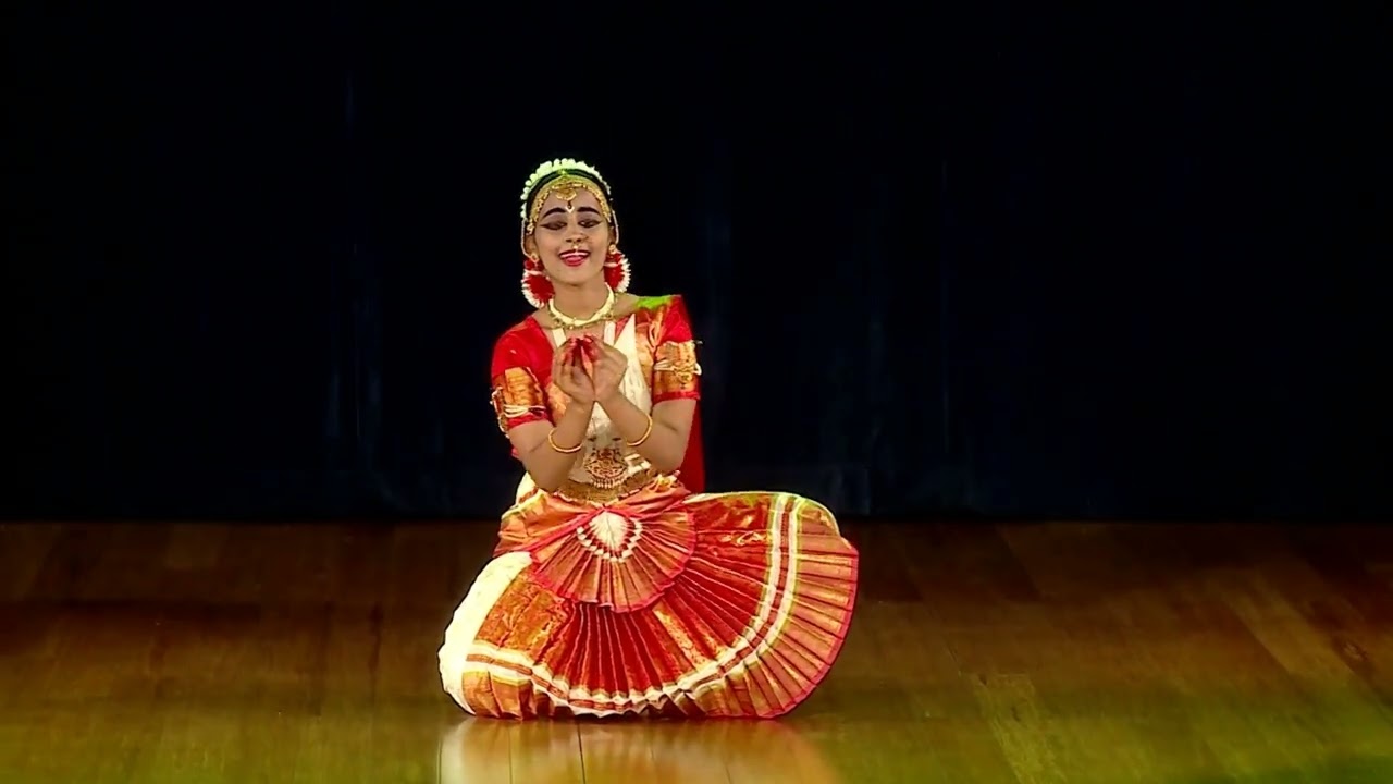 Bharathnatyam performance by Anusha Yemul disciple of Dr.Swati Daithankar