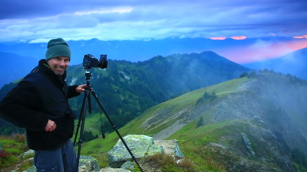 Hiking and Photographing to the Green Mountain Lookout in the North Cascades in Washington State