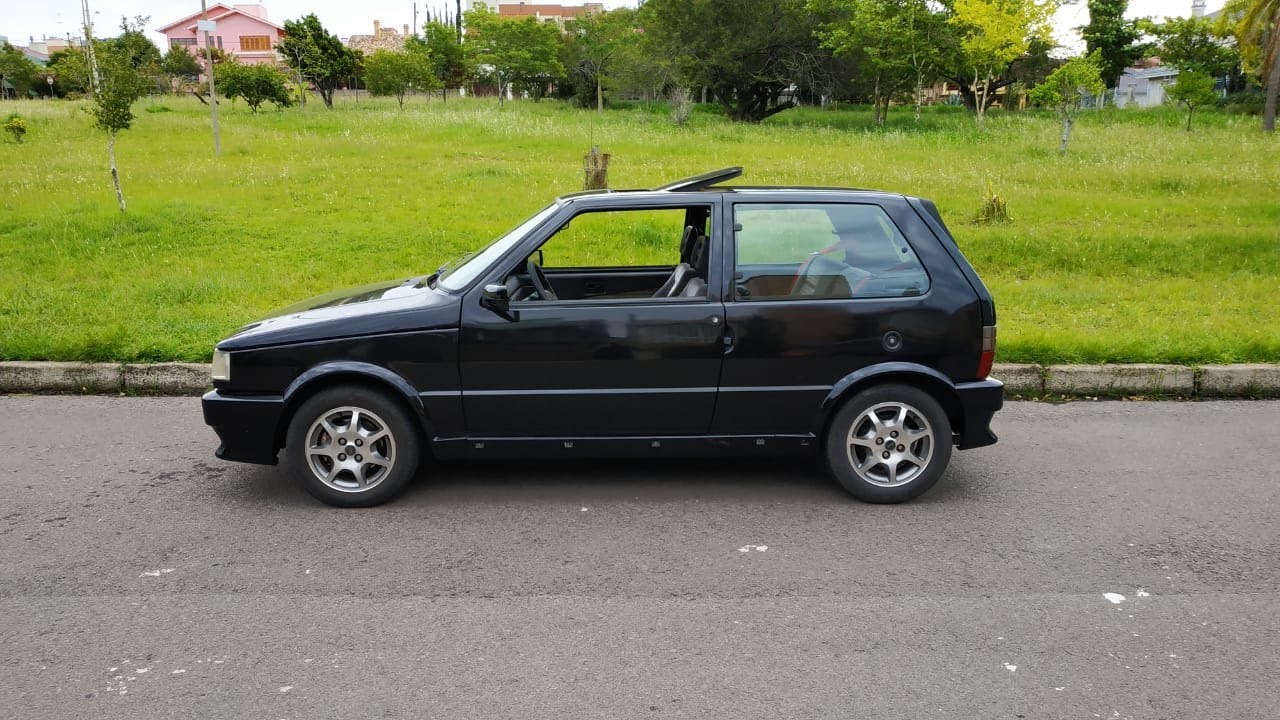 Mostrando o Uno Turbo i.e 1994
