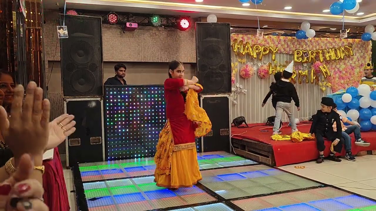 Jutti - Muklawa Song Dance Performance | Birthday Party Dance Performance | Simran Bimbra