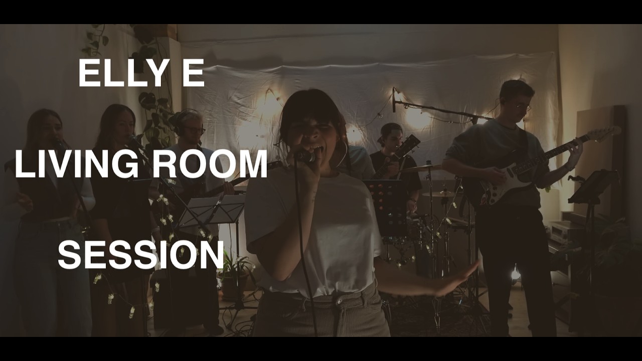 Elly E - Living Room Session