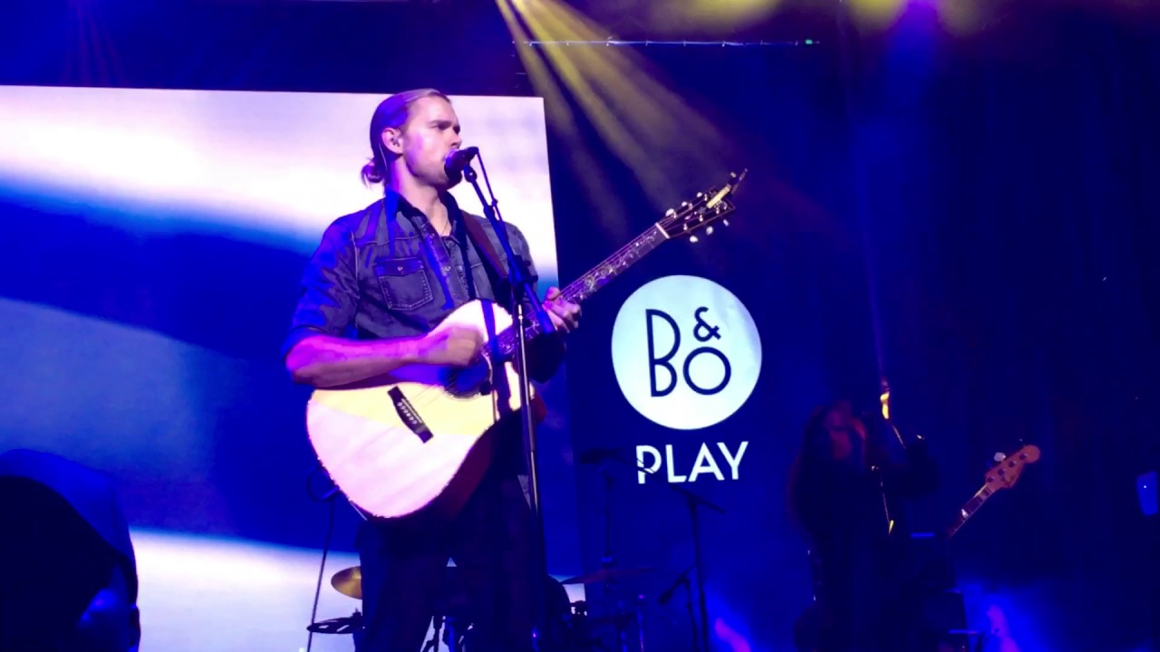 Chord Overstreet LIVE DEBUT at Ford's Go Small Live Big - Hollywood, CA 11/16/2016