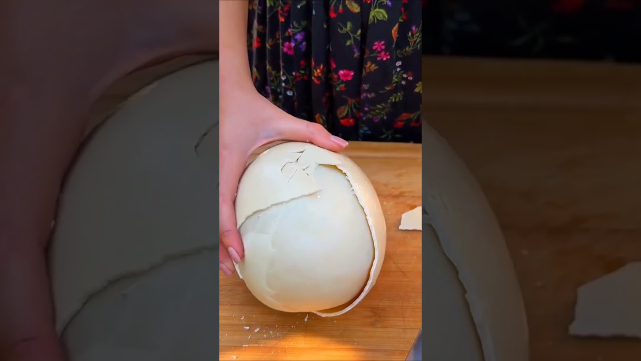 Penampakan telur angsa yang telah dimasak matang sempurna #shorts #shortvideo