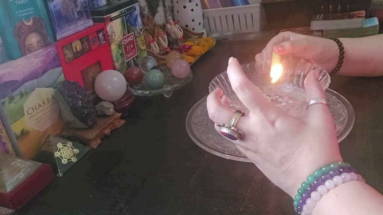 Candle wax reading 💖 last night 🌙 apke partner ki feelings 💯last night thoughts 💓timeless ✨️ 🧿