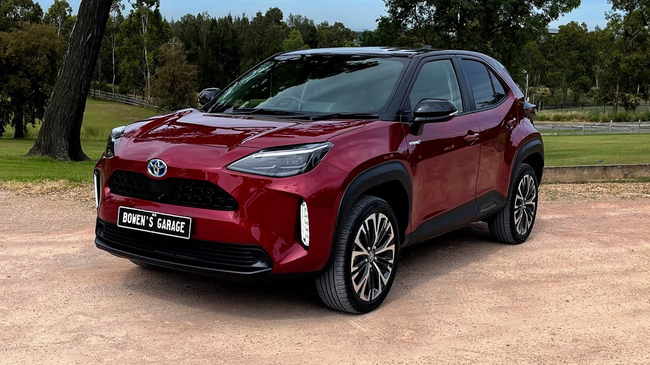 2021 Toyota Yaris Cross Urban Hybrid (AWD)