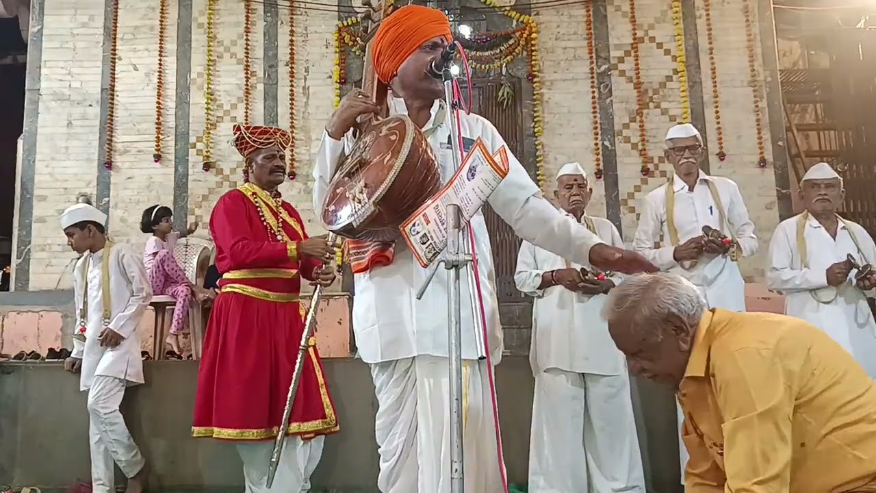 श्री उत्तम म बडे किर्तन मृदंग श्री भास्कर म राजगुरू गायक श्री जालिंदर म श्री शाम म 