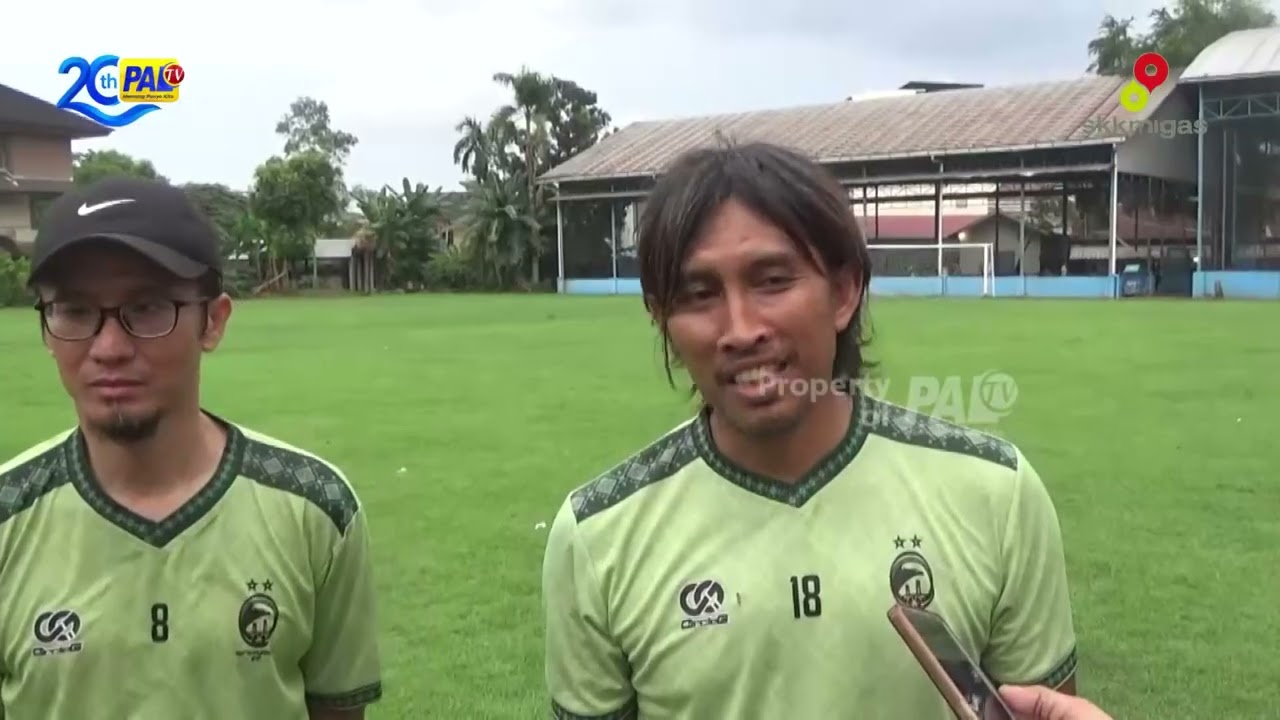 BUDI SUDARSONO PIMPIN LATIHAN SRIWIJAYA FC