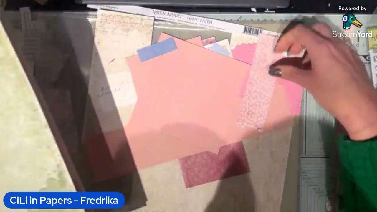 2026-01-11 Fredrika gör kort med papper från Maja Design
