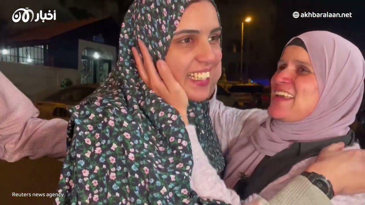 لحظة لقاء أول معتقلة 