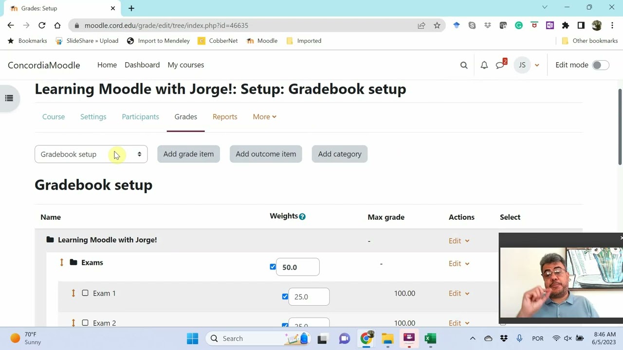How do I import grades in Moodle?
