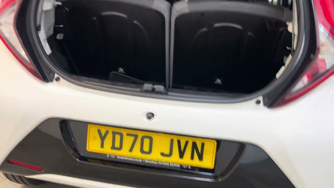 Toyota Aygo Automatic walkaround video