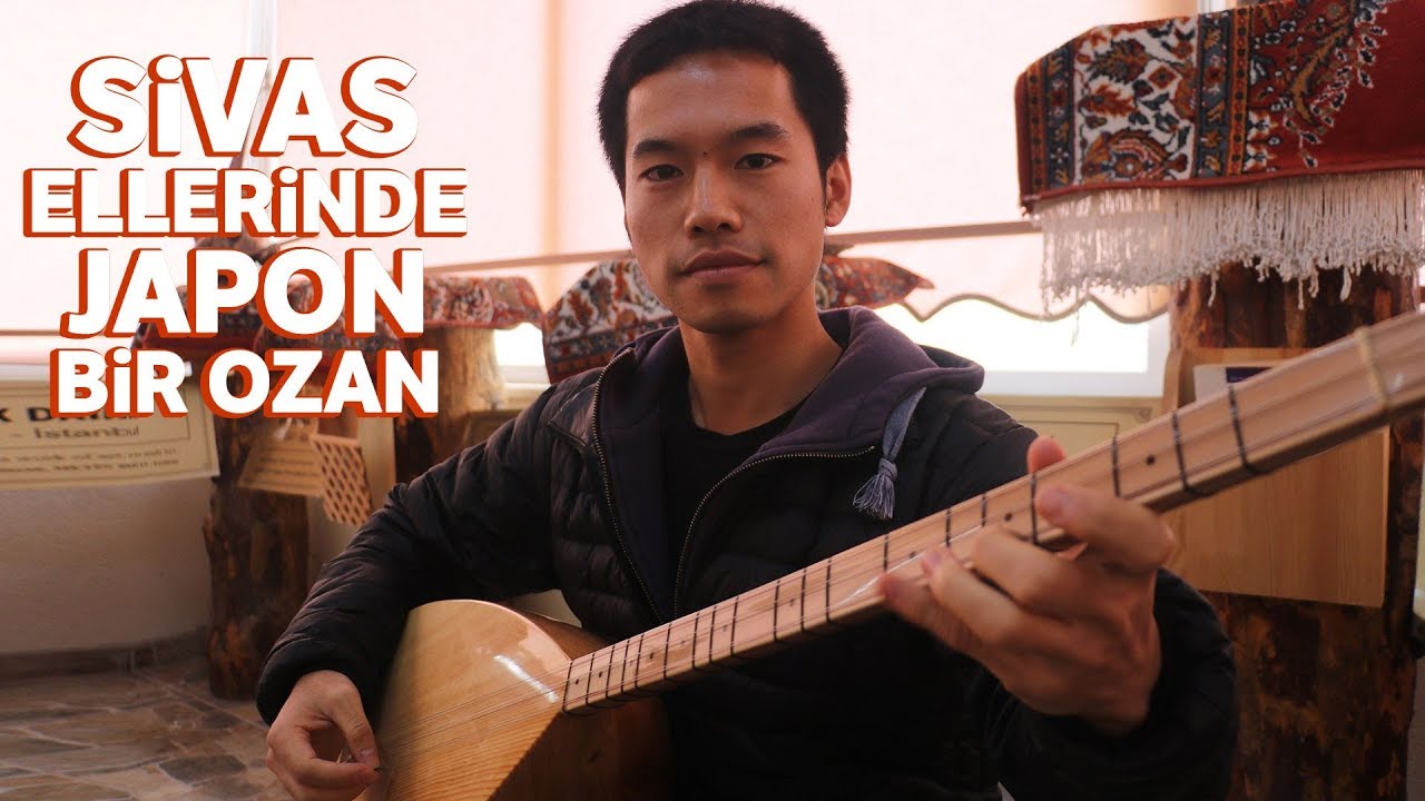 İzlediği Filmlerden Etkilenen Japon Kotaro Yuzawa Sivas'a Geldi, Bağlama Çaldı