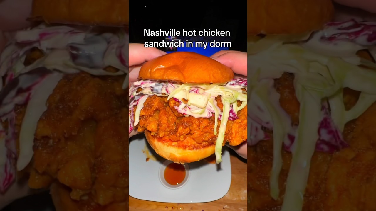 Nashville Hot Chicken Sandwich in my dorm room #shorts
