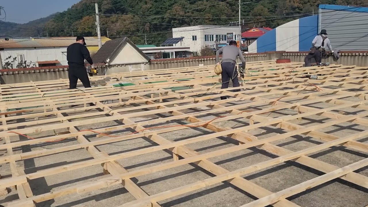 천안 옥상지붕공사 - 바닥형 지붕공사 골조작업