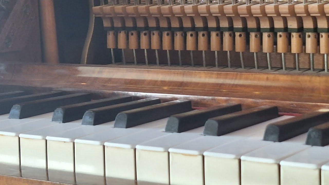 Piano Practice - Building muscle memory of common modes on different arpeggio and timing patterns