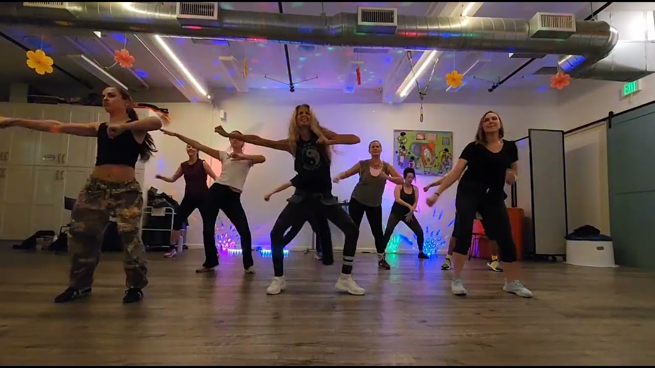 Lisa Kellogg - Santa Monica Hip Hop Dance - Hip Hop Dance classes