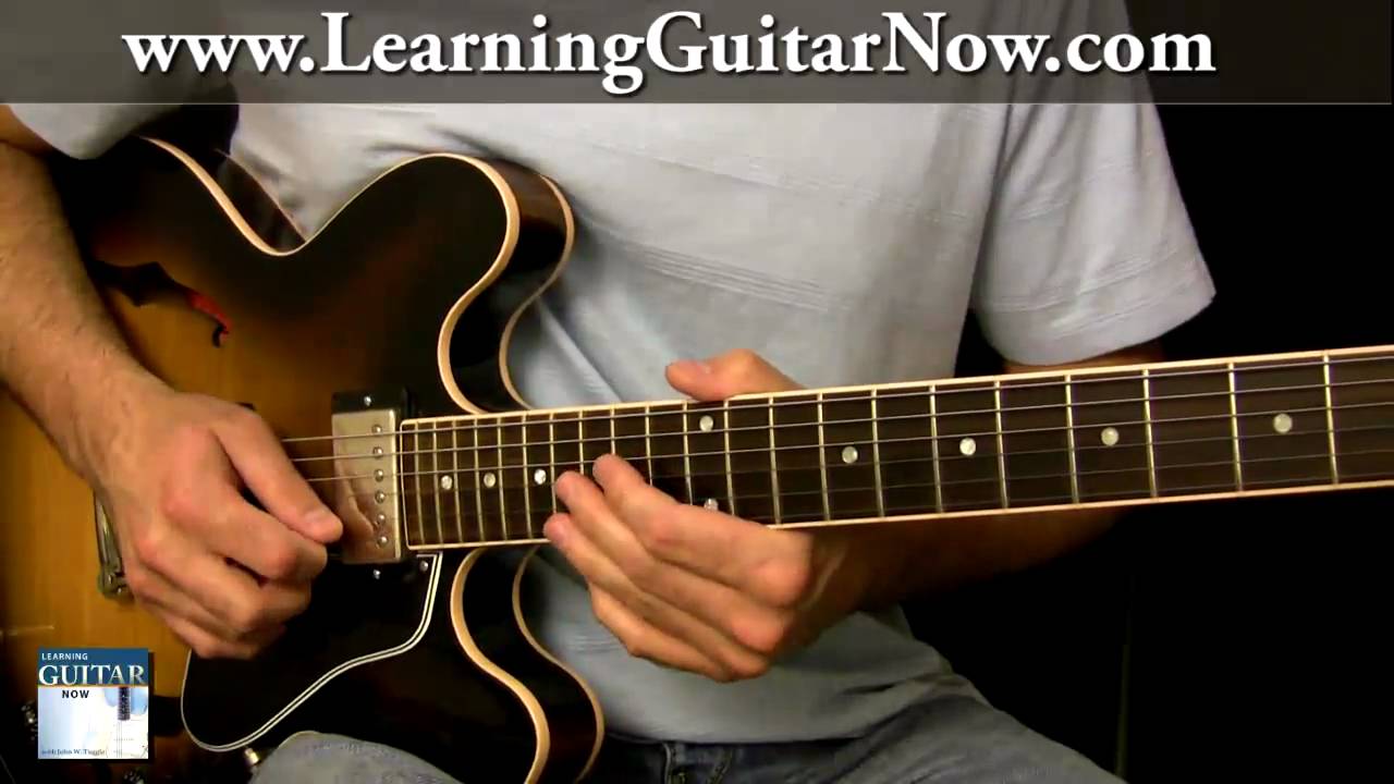 Jimi Hendrix Blues Guitar Lesson - Voodoo Chile Style