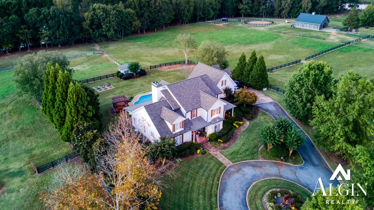 1111 Sweetbriar Trace, Madison, GA