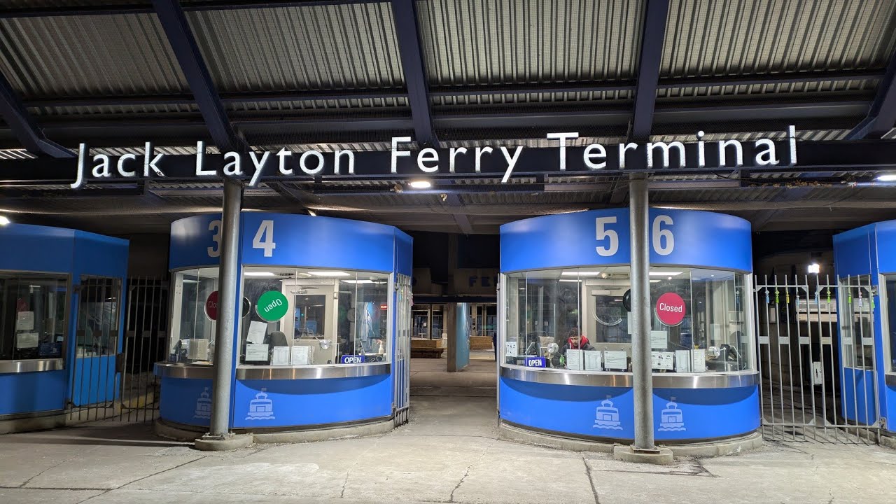 Snow ❄️ with Jack Layton ferry 