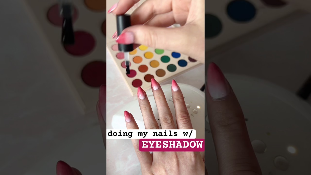 should've done aura nails tbh 🤦🏻‍♀️ easy nail art w/ EYESHADOW?! 💅🎀