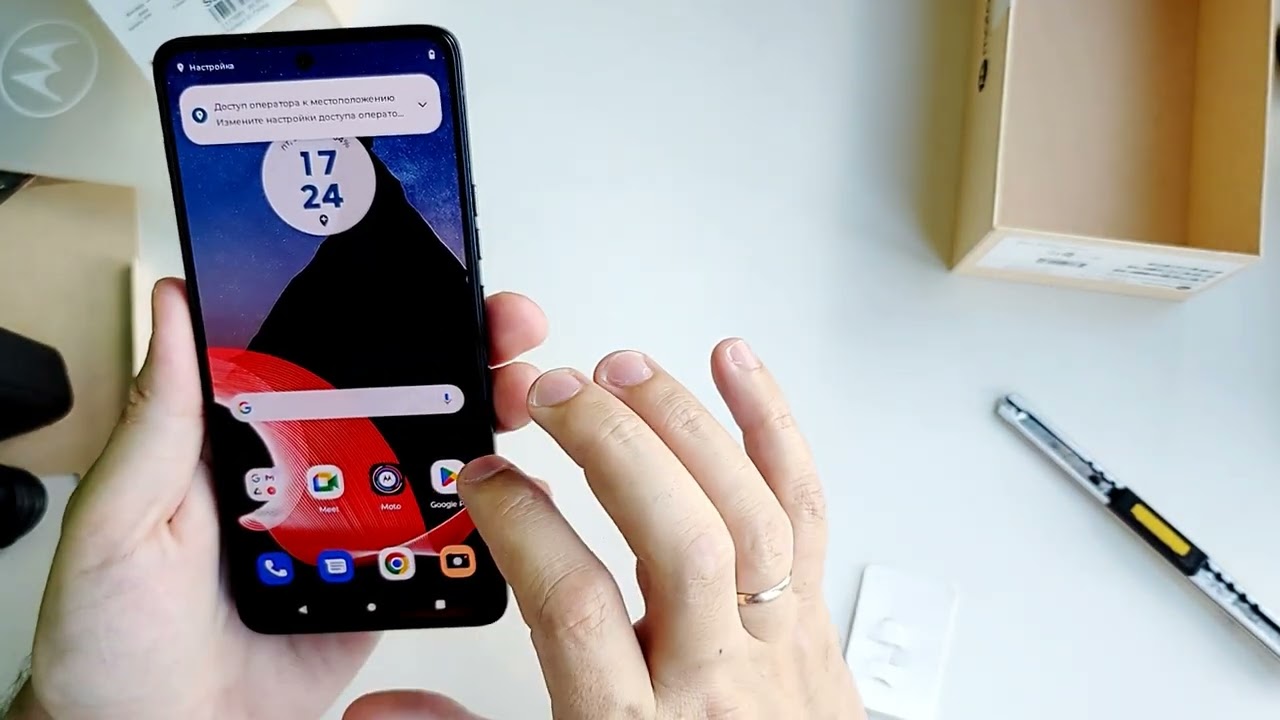 Распаковка Motorola ThinkPhone XT2309-3