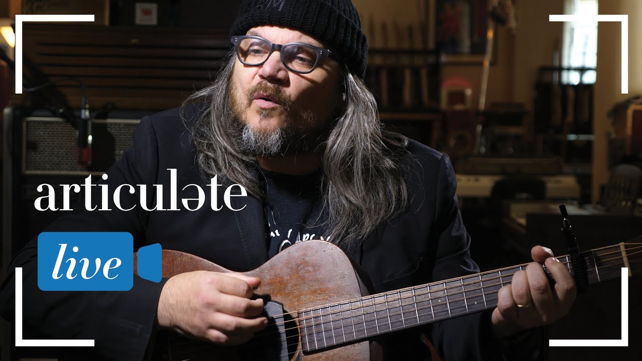 Jeff Tweedy Performs 
