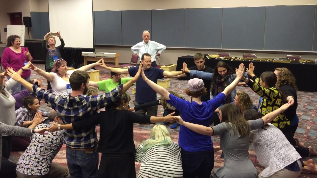 Dum Dum Song hand game